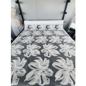   ED-11-1465 Törtfehér organza alapú virág mintás jacquard szövésű anyag 