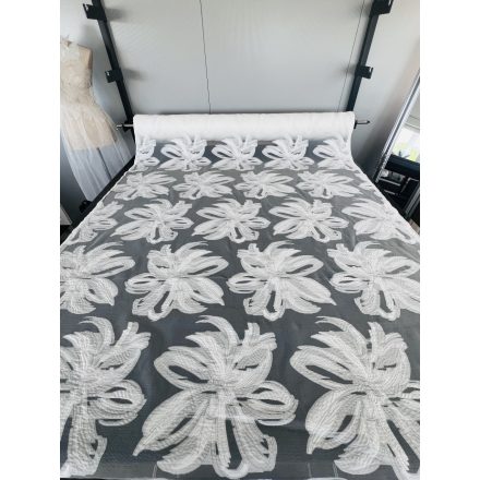 ED-11-1465 Törtfehér organza alapú virág mintás jacquard szövésű anyag 