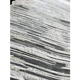  ED-11-1845 Törtfehér organza alapú csíkos jacquard szövésű anyag 